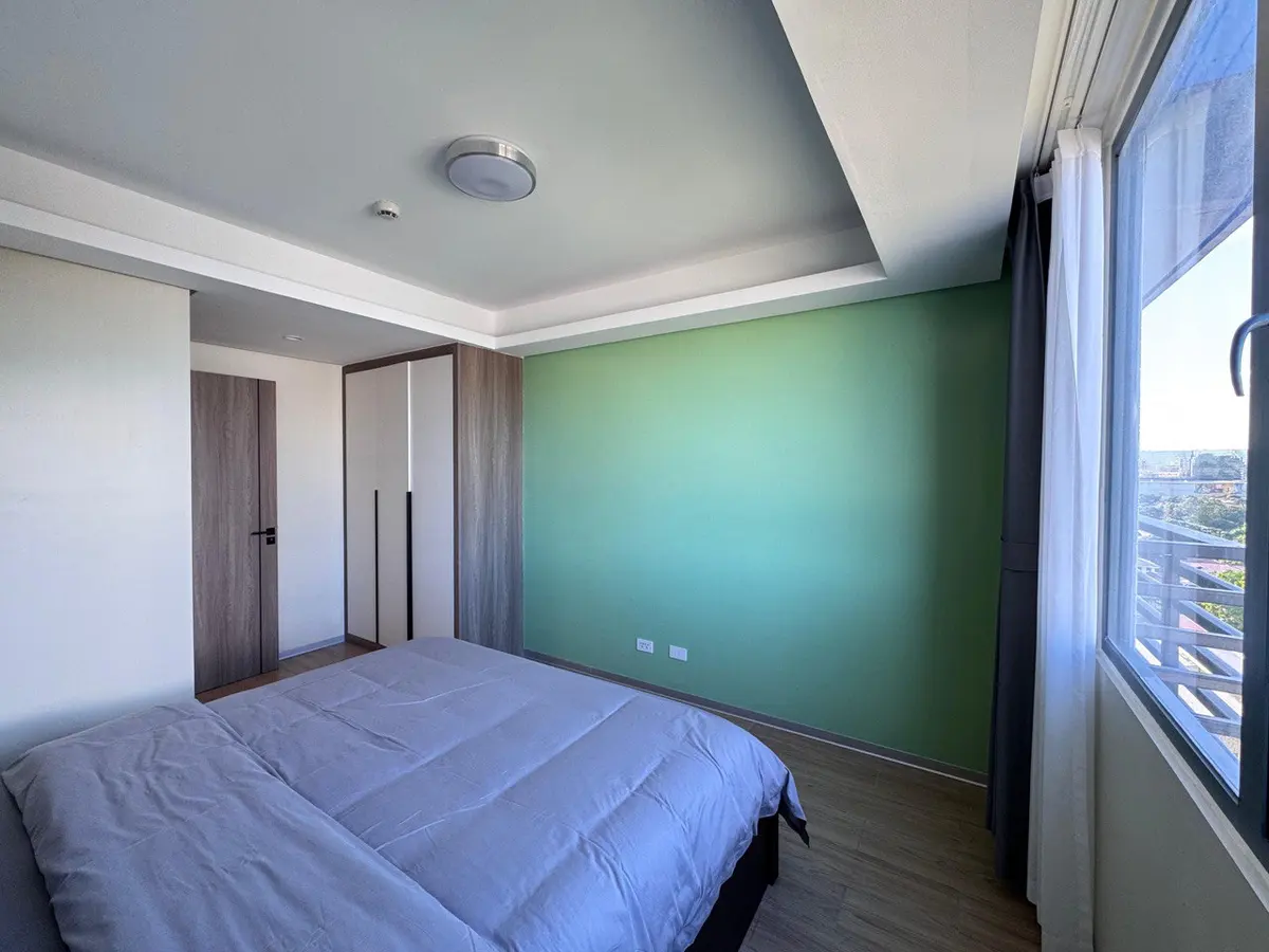 Airport Transfer at LCONDOTEL Pasay