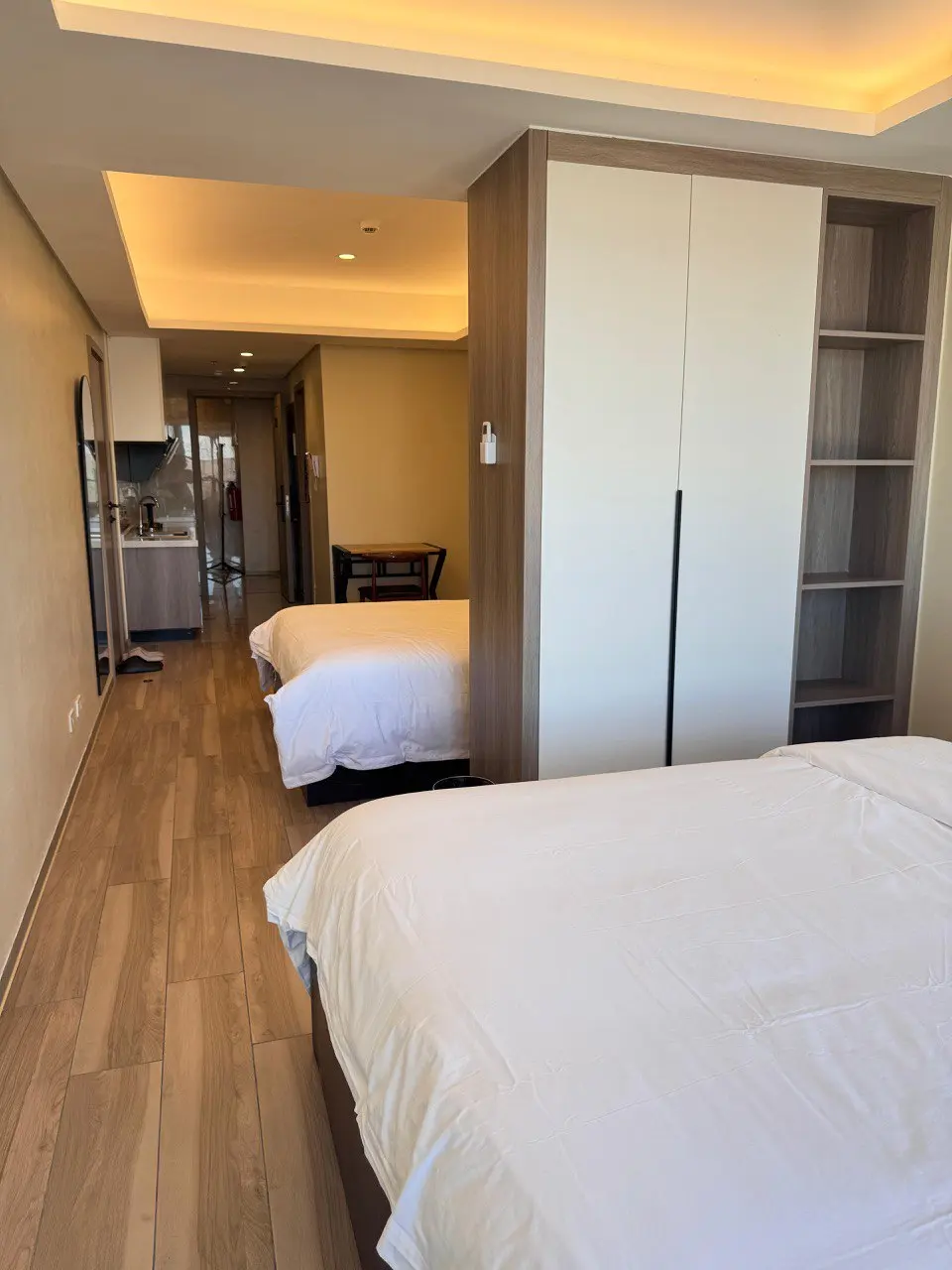 Twin Room at LCONDOTEL